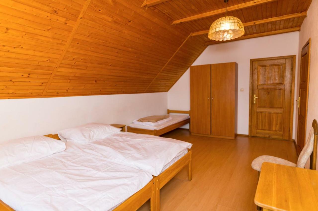Wypoczynek Na Kaszubach Przy Jeziorach I Lasach Mokrzyn Luaran gambar